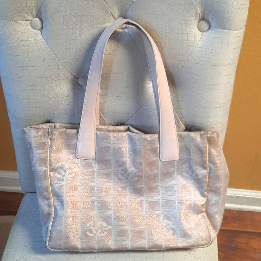 Authentic channel bag